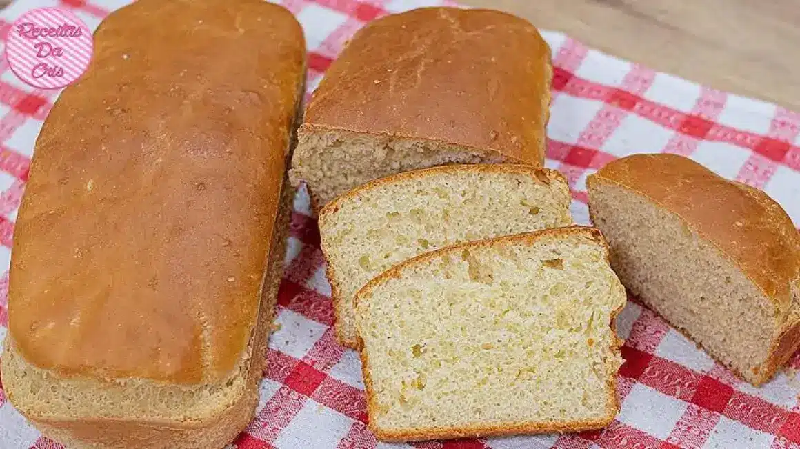 Pão Caseiro: Aprenda a Fazer o Mais Fácil do Mundo Sem Precisar Sovar